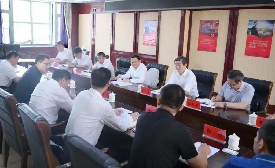 限期还钱！内蒙古自治区党委书记当场提要求