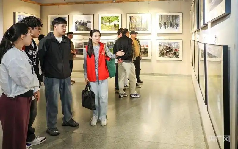 塞罕坝精神摄影作品巡展内蒙古专场活动举行