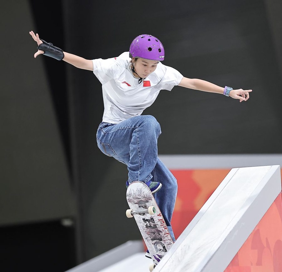 亚运会丨中国滑板女孩：同登领奖台，达成！